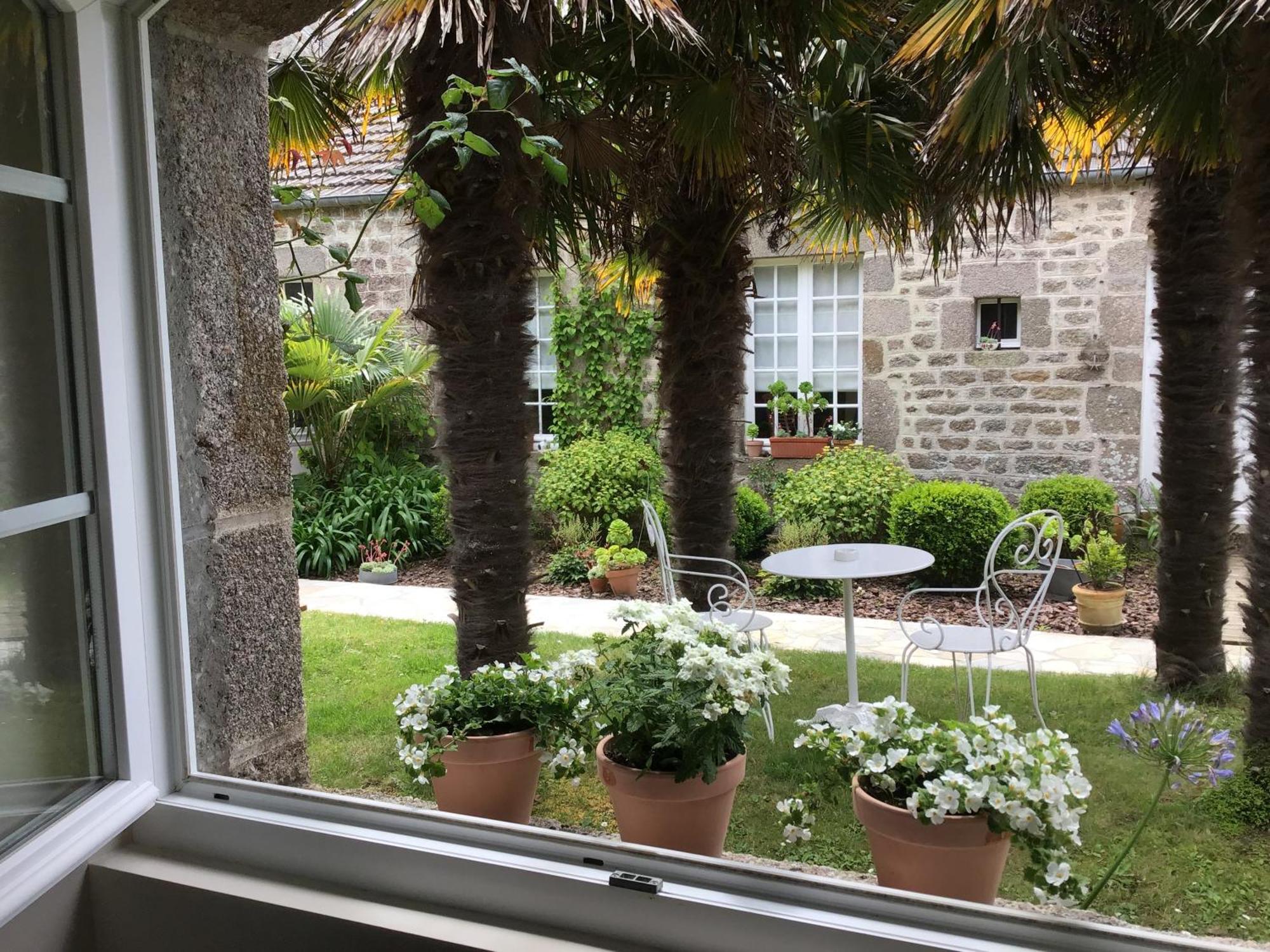 Le Prieure Barfleur Bed & Breakfast Exterior photo